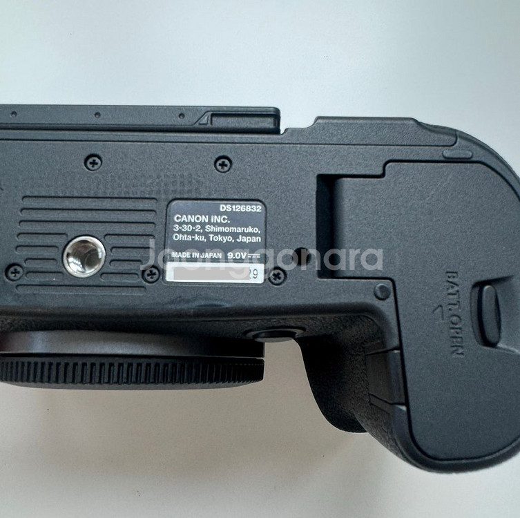 캐논 카메라 EOS R6 바디 미러리스 판매합니다.--5