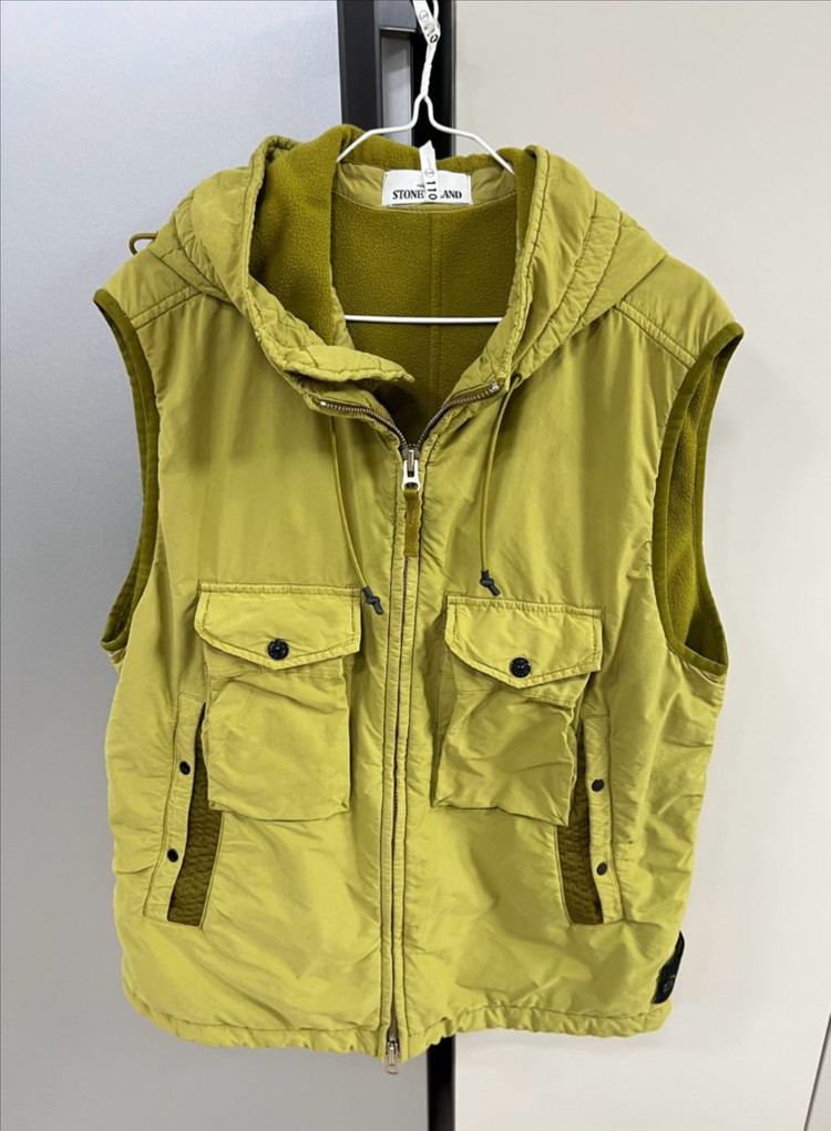 스톤아일랜드 다비드 라이트TC 후드 패딩 베스트 조끼100~105 국내매장판 쿨매^^--0