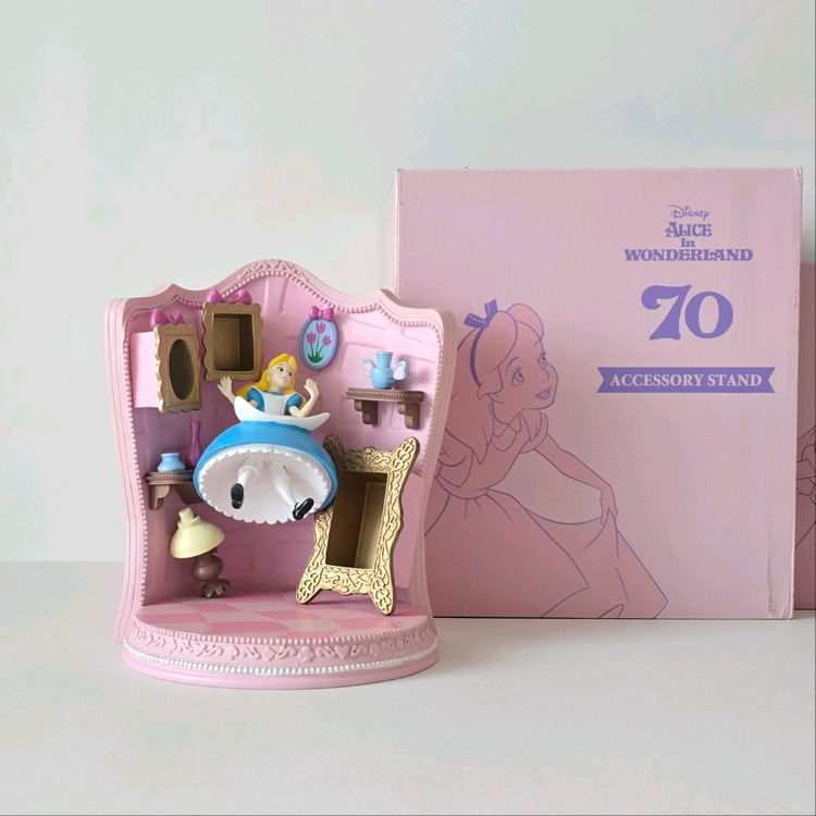 이상한나라의앨리스 70주년피규어2종 이미지