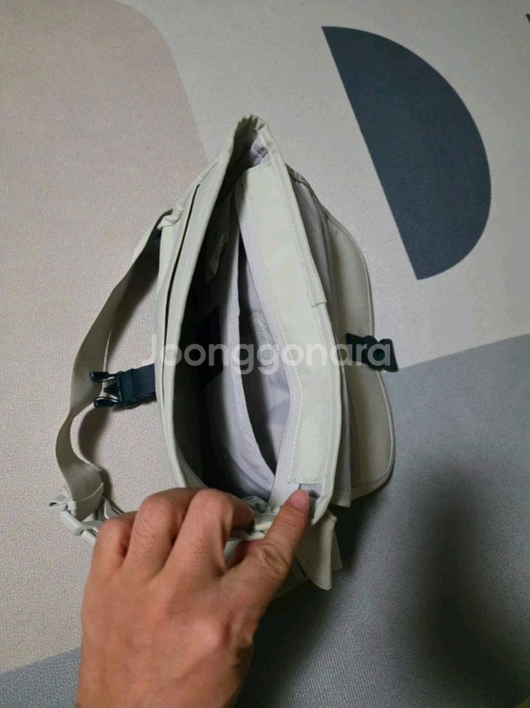 캉골 슬링백 M사이즈--2