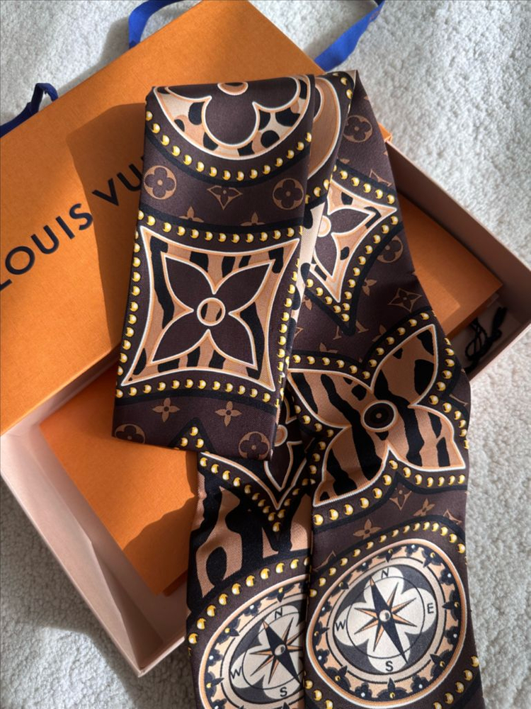 루이비통 스카프--3
