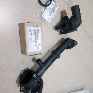 뉴모닝sa 수동 순정 라디에이터 및 부품 이미지