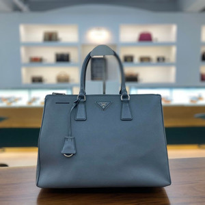 프라다 사피아노 럭스 숄더백 그레이 [중고명품 리셀온] 이미지