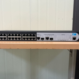 HP V1905-24 스위칭허브