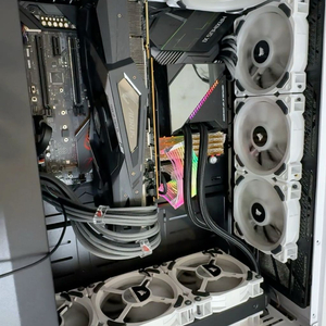i9 9900k+(RTX2080 데스크탑 팔아여 이미지