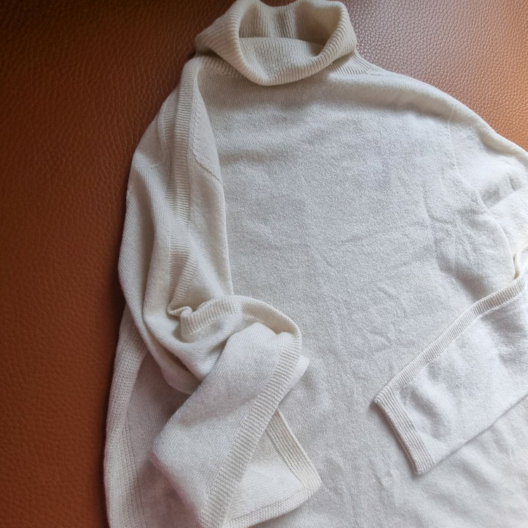 캐시미어 니트 55.66 77 미착용--1