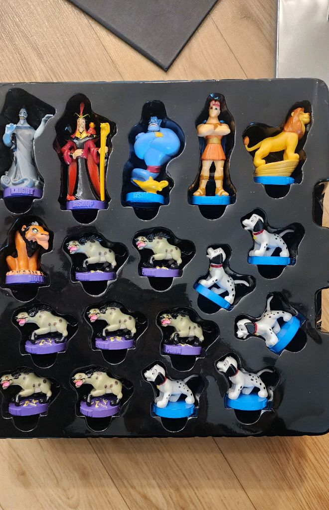 디즈니 한정판 체스--3