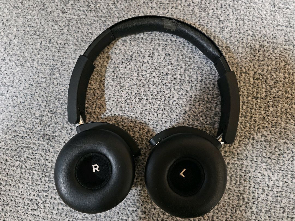 AKG Y50BT 무선 헤드폰 이미지