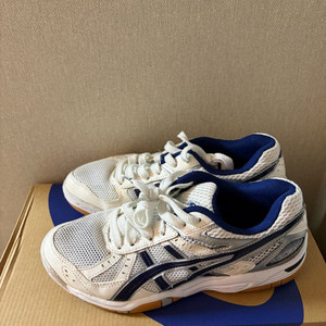 아식스 로테리브레 225 사이즈 판매