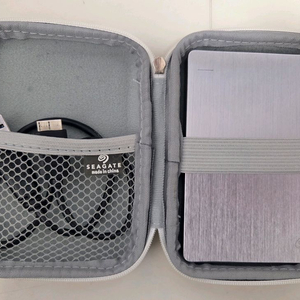 씨데이트 1TB 외장하드