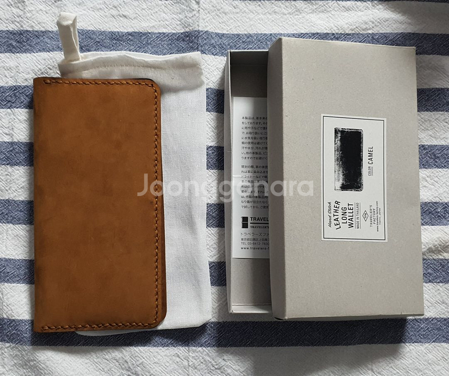 TF 트래블러스팩토리 가죽 지갑 롱 카멜--0