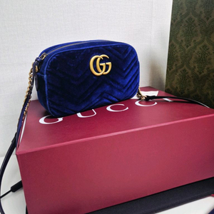 구찌마몽 벨벳 카메라백 블루색상