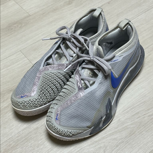 나이키 코트 리액트 베이퍼 nxt-275mm(cv0724-008) 회색 판매합니다.