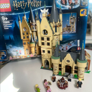 레고 해리포터 호그와트 성 75969 판매합니다