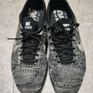 나이키 플라이니트 레이서 ,반스 올드스쿨,반스 체크 슬립온, 270mm