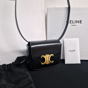 셀린느 트리옹프 미니백 블랙