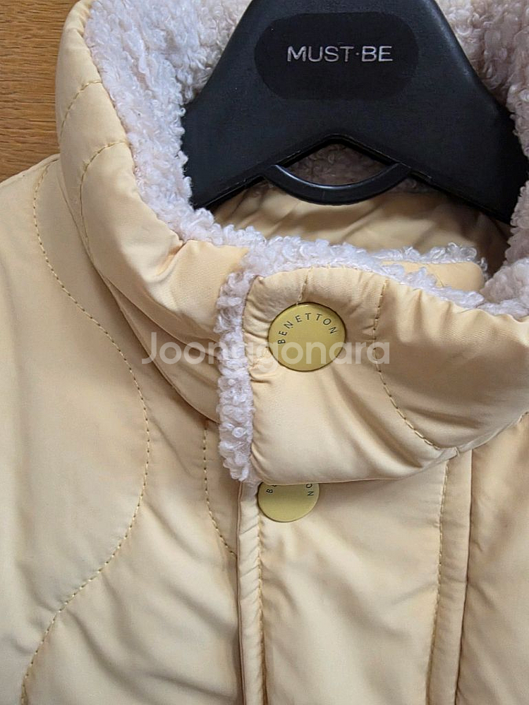 베네통 키즈 155 패딩. 패딩 150.--1