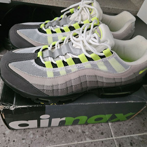 나이키 에어맥스95 275 이미지