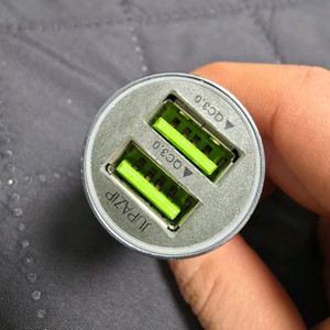 주파집 퀵차지3.0 듀얼 고속충전 시거잭 이미지