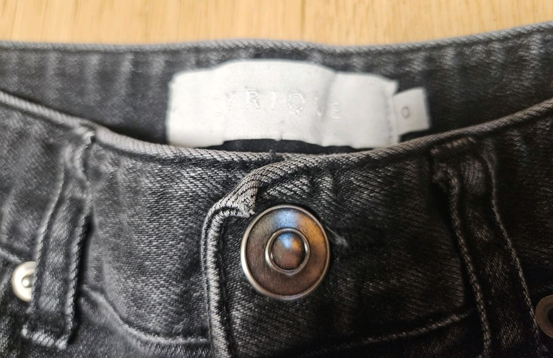 리리끄 블랙 데님 팬츠--2