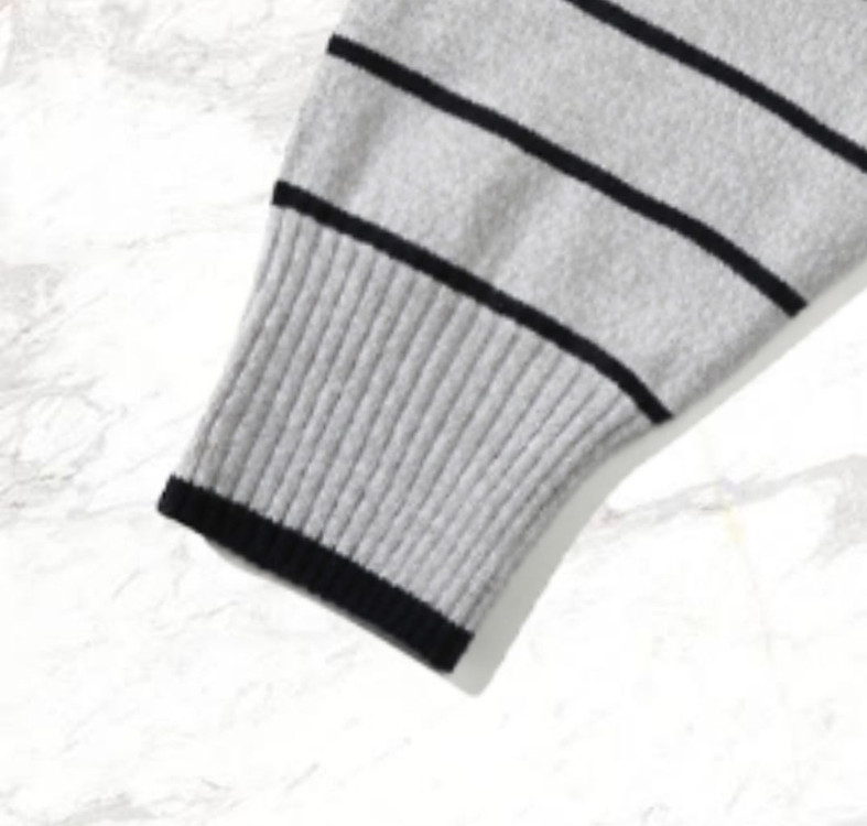 로맨틱크라운 스트라이프 니트 가디건 90 이미지