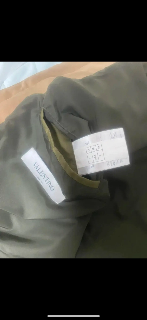 발렌티노 런웨이 컬렉션 바람막이자켓 정품 이미지