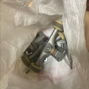 스케이트보드 잡트럭