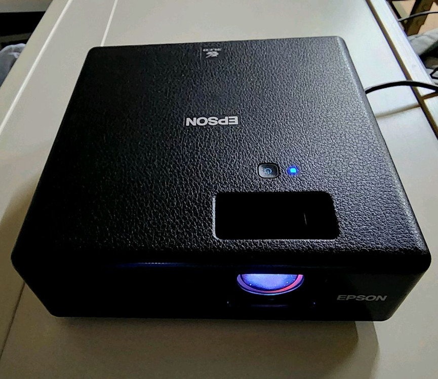 엡손 EF-11 빔프로젝터 빔프로젝트 + 빔스크린 + 앱손 동글이 ELPAP12--3