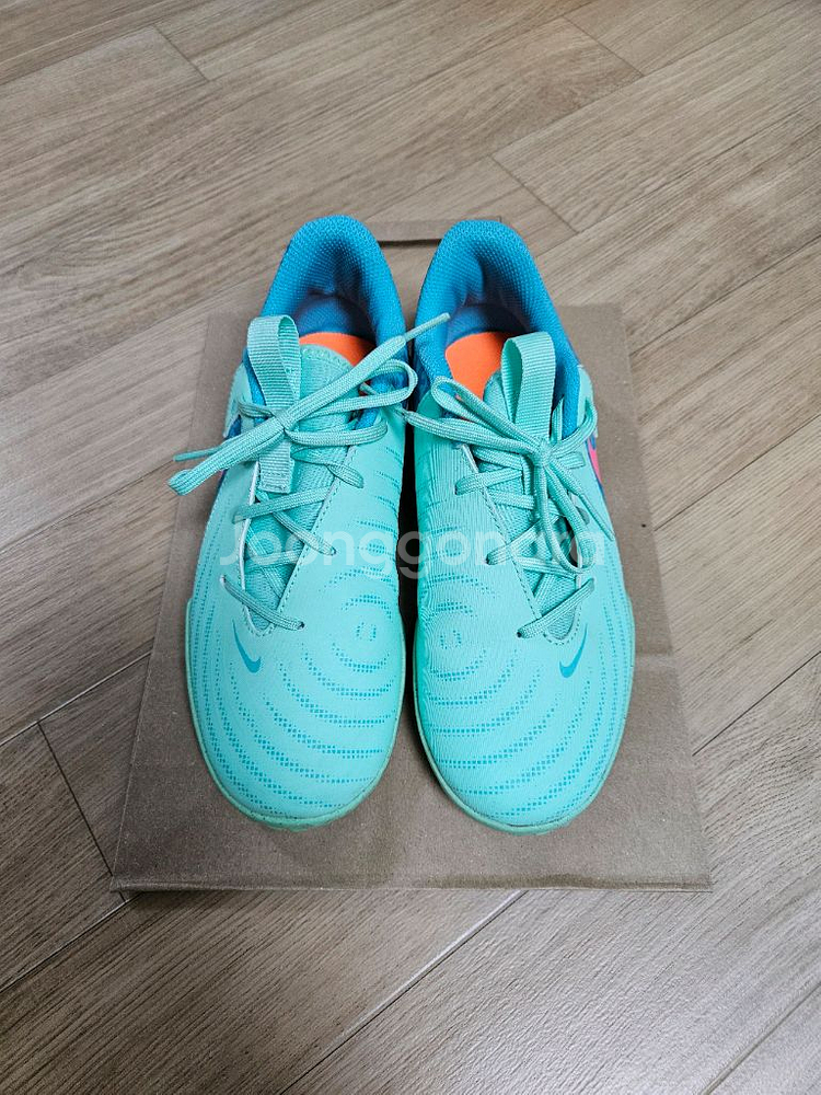 나이키 주니어 풋살화 225사이즈--2