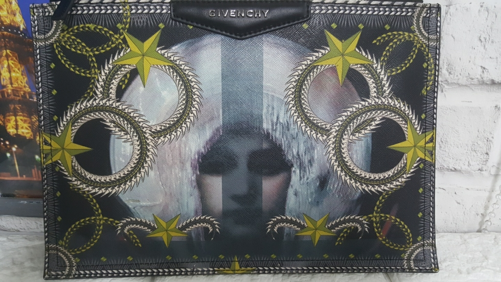 지방시 여성 클러치백 라지 사피아노 명품클러치백--1