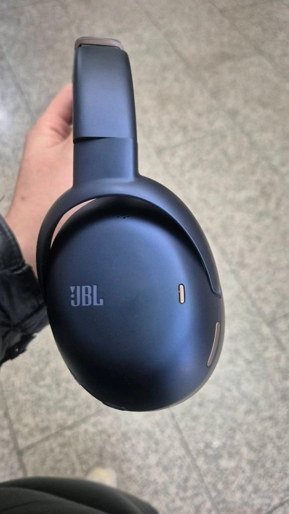 JBL 무선 노이즈캔슬링 헤드폰 tour one m3 급처 이미지