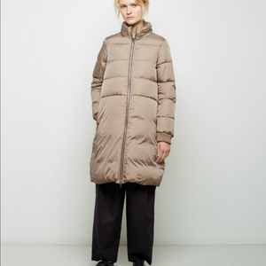 MM6 메종 마르지엘라 구스 롱 패딩 38사이즈