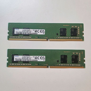 삼성 데스크탑 8GB DDR4 PC4-3200AA 램 2개