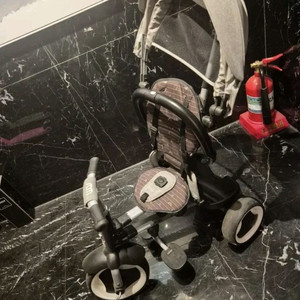 유아용 세발자전거