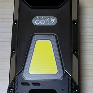 유니허츠 탱크 미니1 sss급 8849 러기드폰 팝니다.