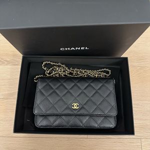 샤넬 클래식 woc 금장