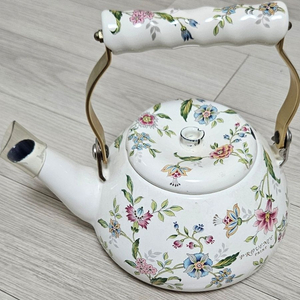 에지리 법량주전자