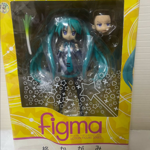 미개봉) 러키스타 카가미 미쿠 피그마