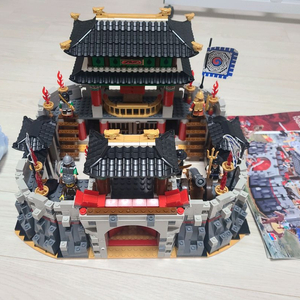 옥스포드 이순신 장군성 팝니다