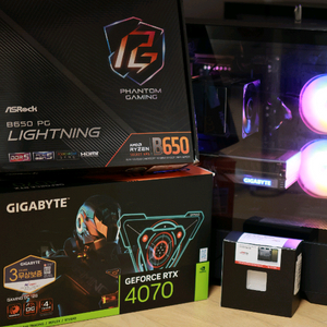 7800X3D 4070 S급 완본체 판매