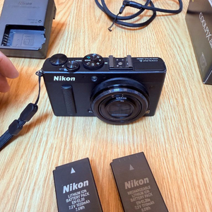 니콘 쿨픽스 A 가격조정가능