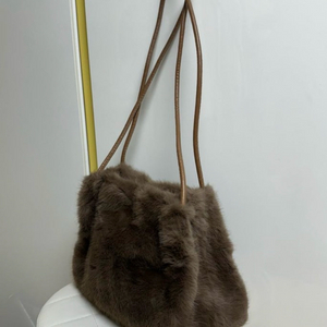 (새상품) 퍼 숄더백 / 토트백