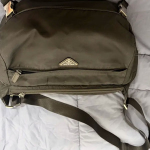 프라다 바이커백 L