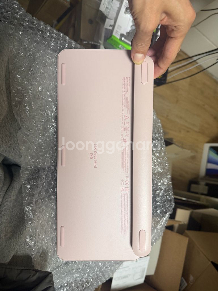 로지텍 MX Keys Mini 핑크 키보드--1