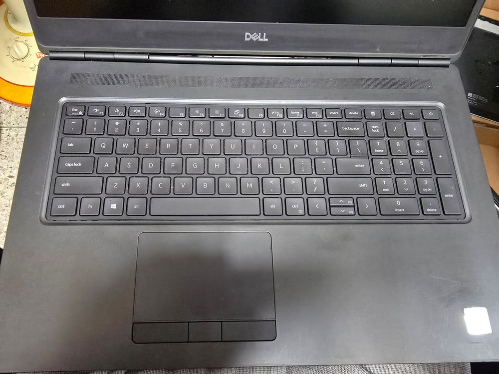 델 프리시전 7750 i7/RTX4000 노트북 이미지