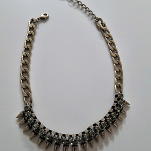 체인 큐빅 스파이크 빈티지 목걸이 이미지