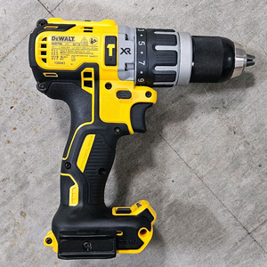 디월트 무선드릴 및 그라인더 세트