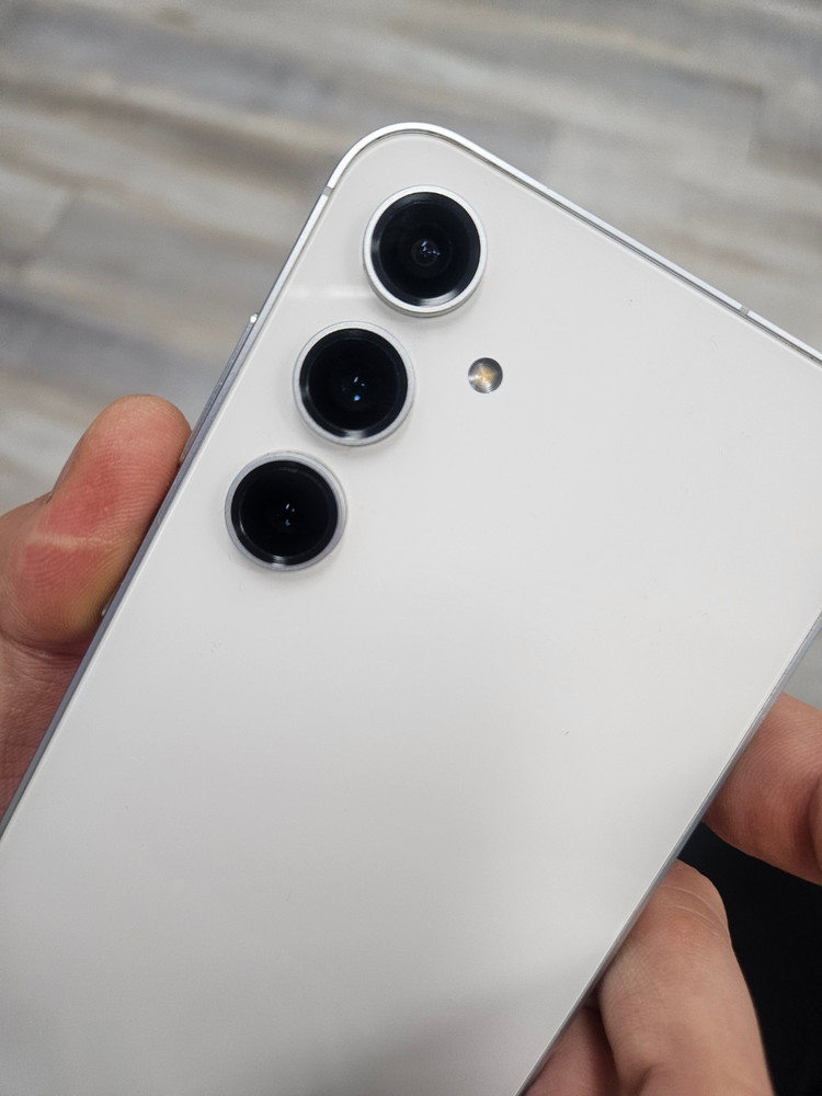 실사진 삼성 갤럭시S23FE 무잔상 화이트 정품 중고폰--7