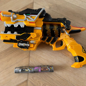 다이노포스 가브리볼버 총 + 다이노셀 2개