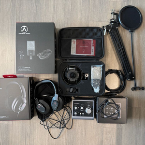 oc16+hi-20x+id4 mk2 홈레코딩 세트 풀박스 신상품급